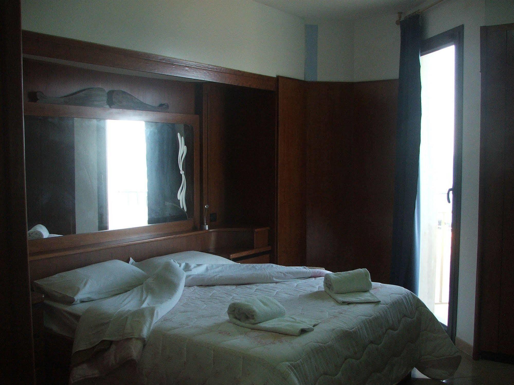 Hotel Vittorio Portopalo Di Capo Passero المظهر الخارجي الصورة